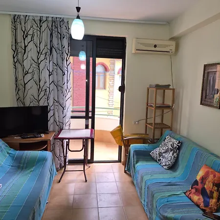 Appartement 70 Meters From The Sea